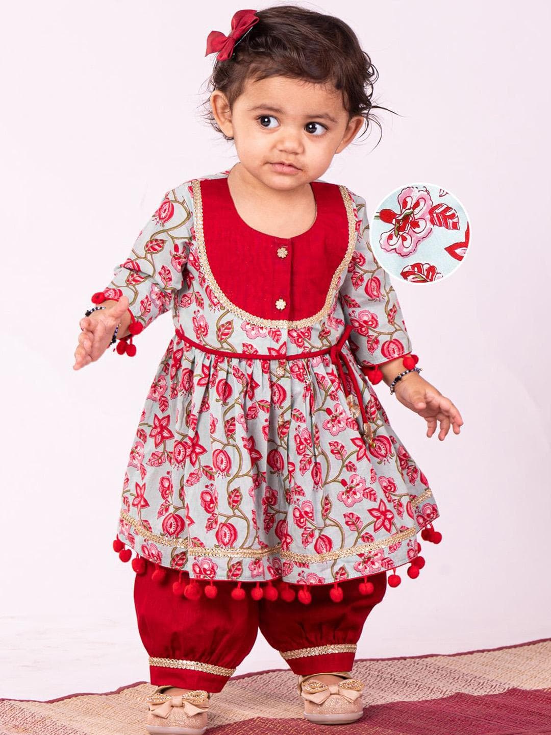VASTRAMAY Girls Floral Printed Regular Pure Cotton Kurta with Patiala