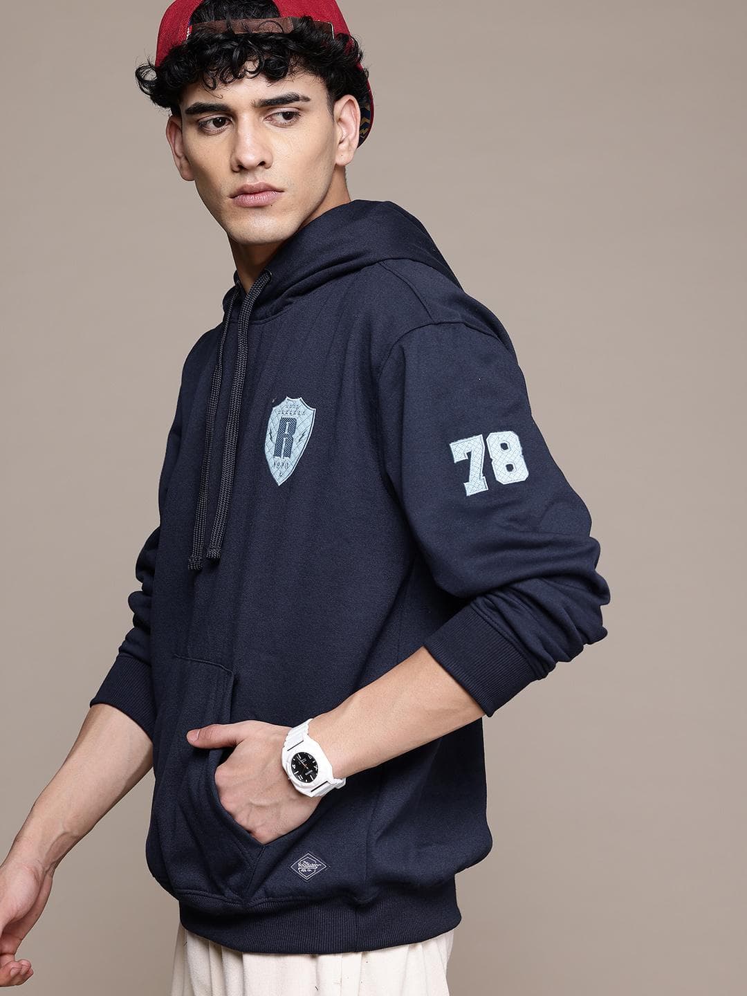 The Roadster Lifestyle Co. Printed Hooded Sweatshirt