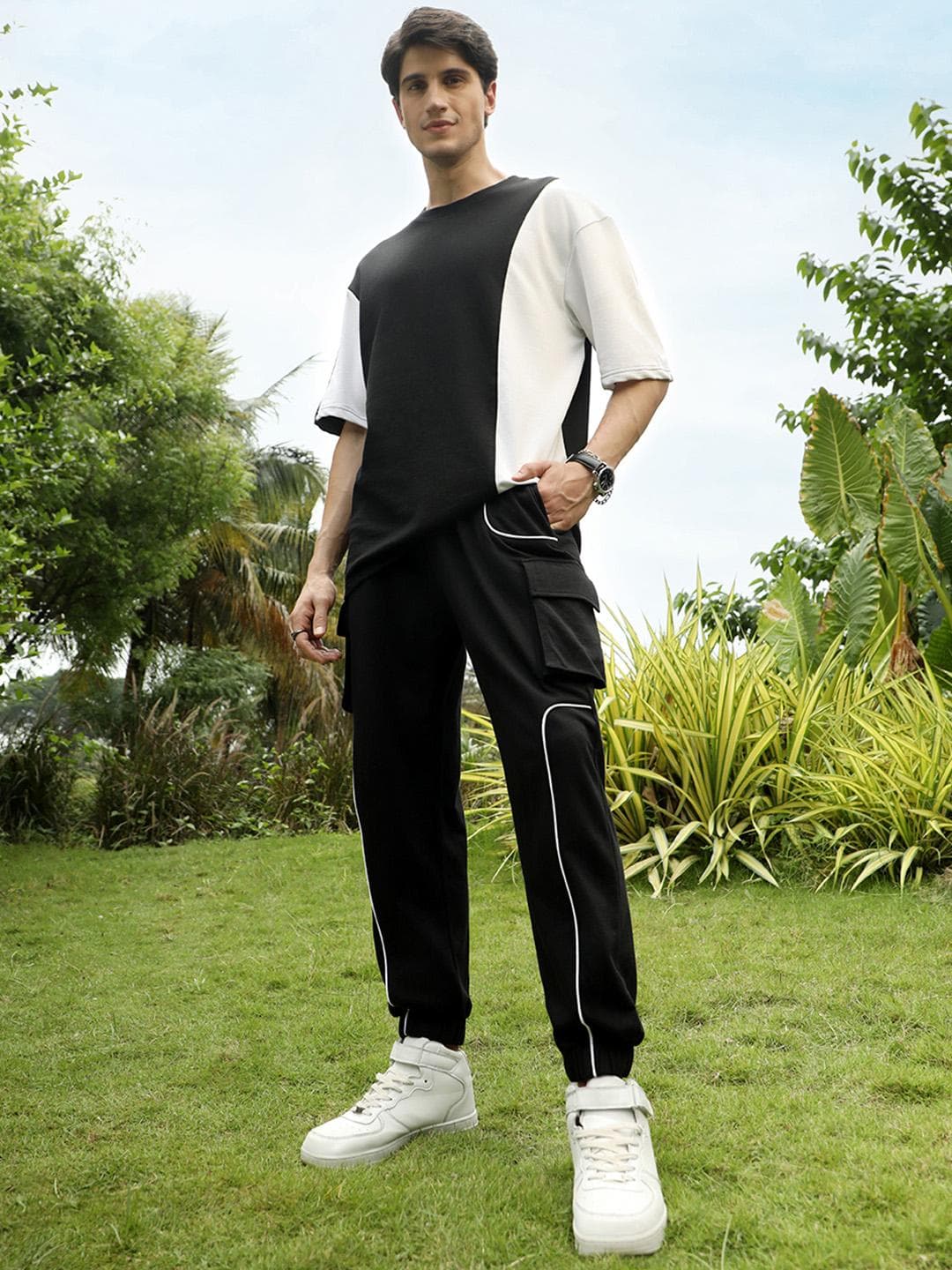 NOBERO Men Oversized Colorblocked Co-ords