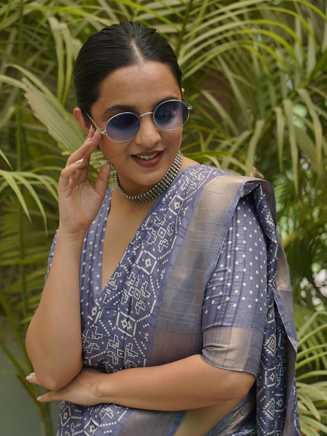 KALINI Floral printed Zari Saree