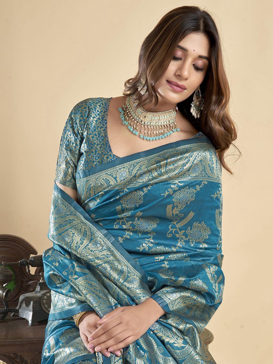 KALINI Woven Design Ethnic Motifs Zari Banarasi Republic Day Saree