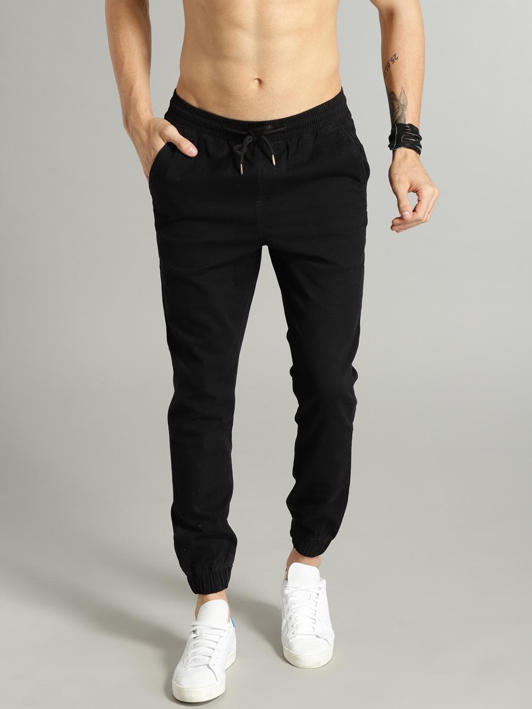 Roadster Men Black Regular Fit Solid Joggers
