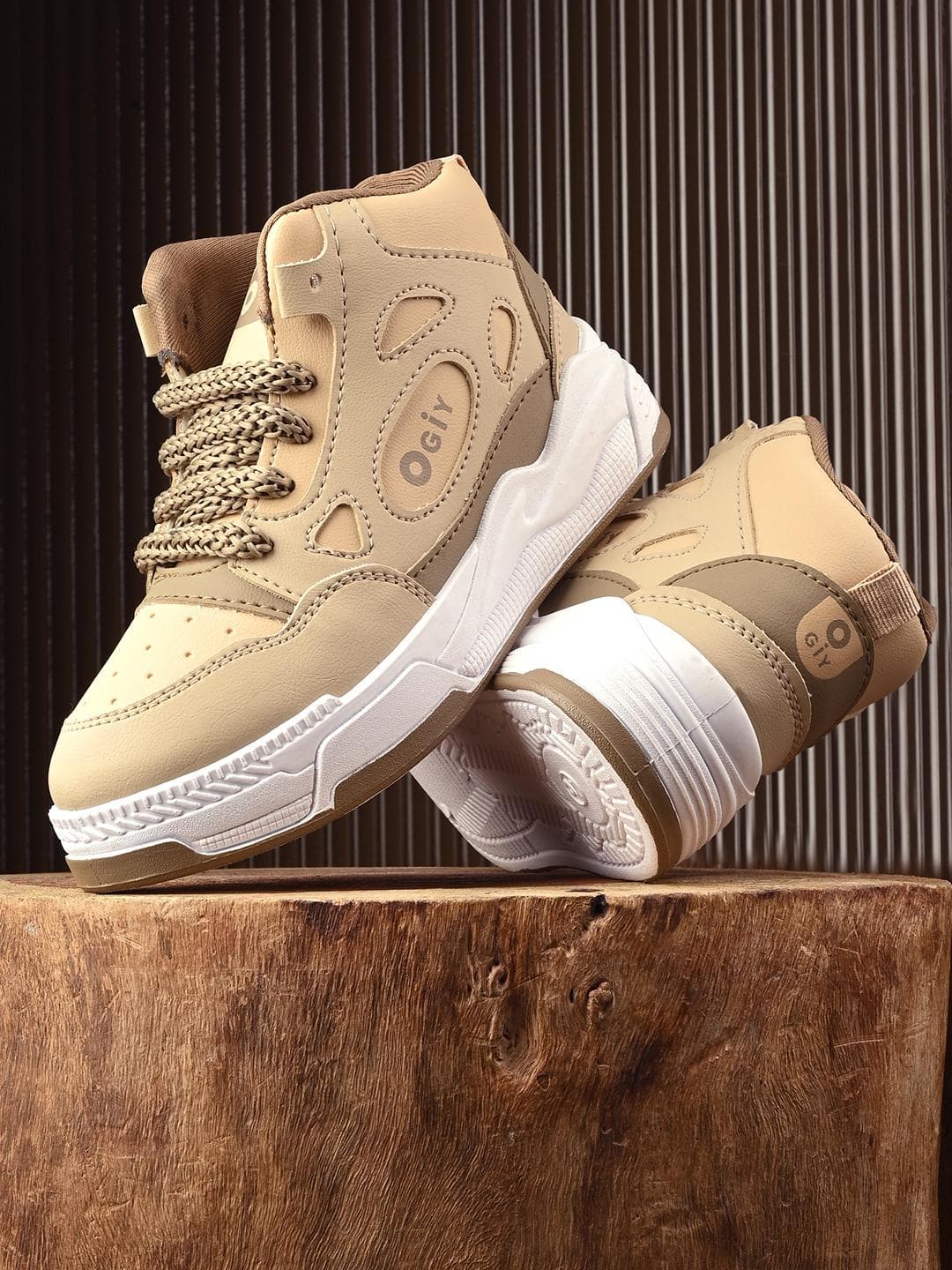 BIRDE Boys Colourblocked Sneakers