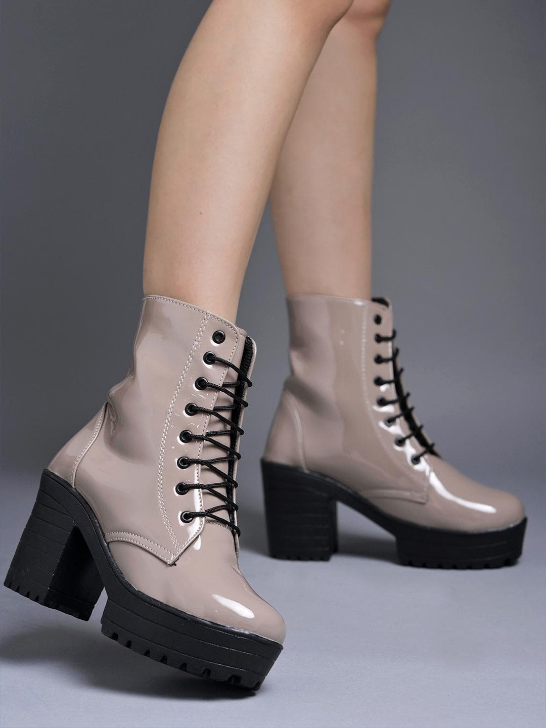 Shoetopia Women Casual Block-Heeled Regular Boots