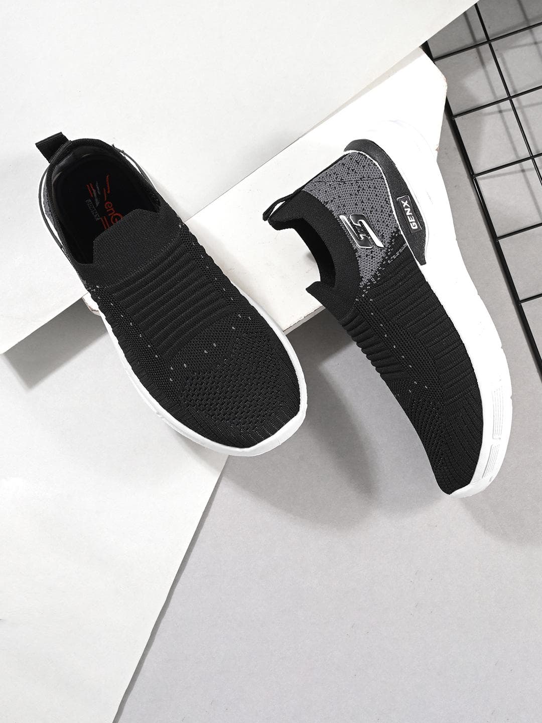 BIRDE Boys Woven Design Flyknit Sneakers