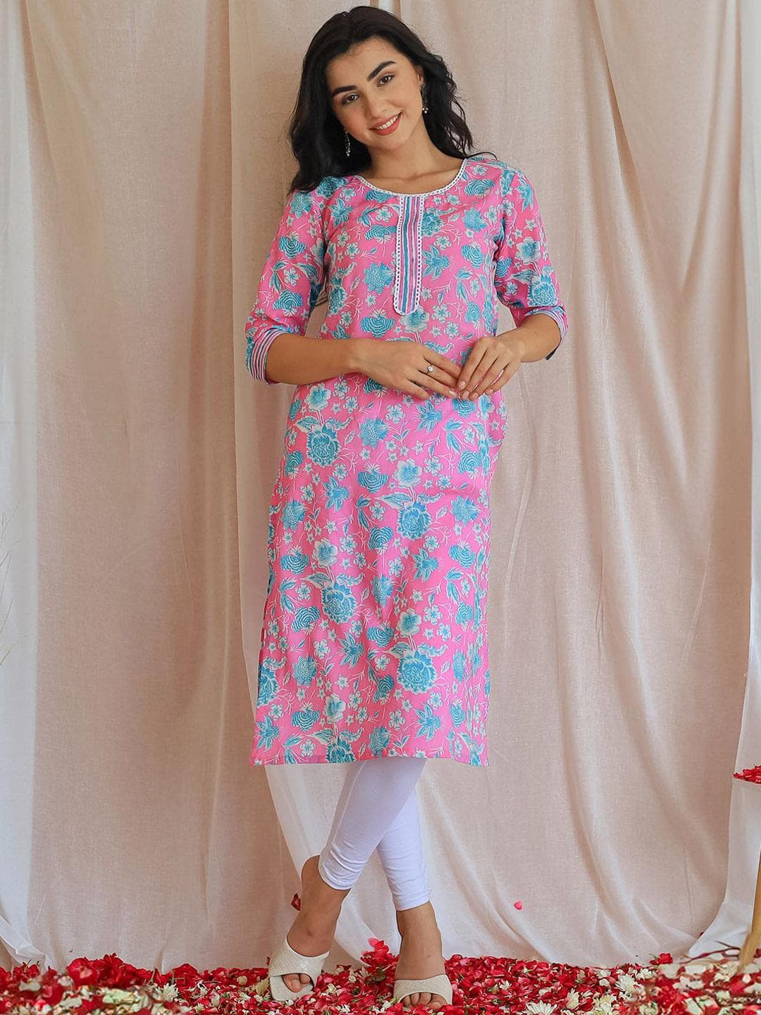 Libas Women Floral Printed Gotta Patti Floral Pure Cotton Kurta