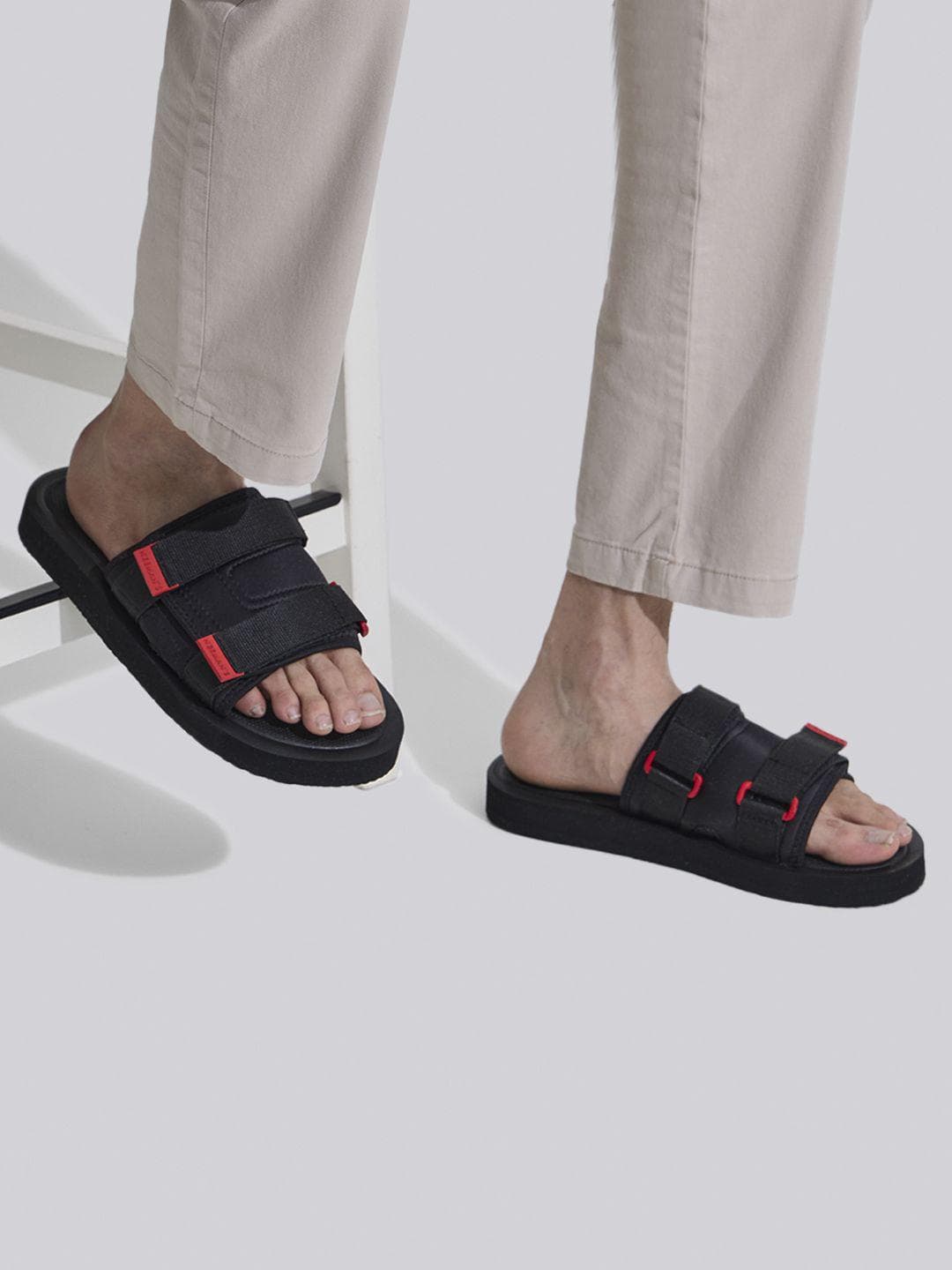 NEEMANS Breezy Fluff Sandals