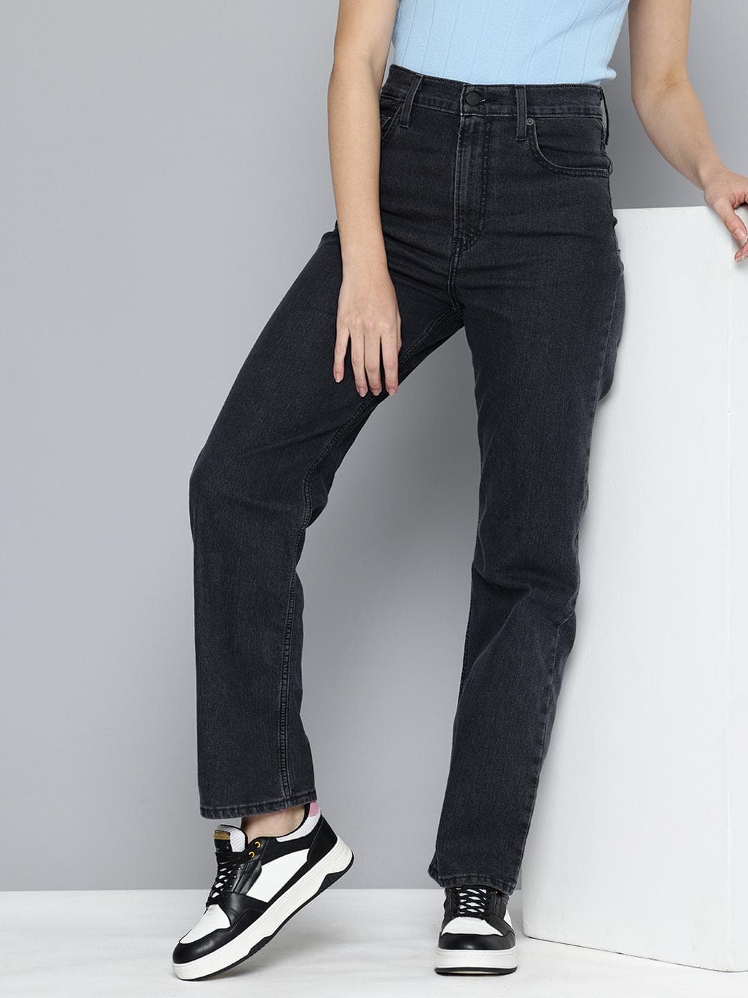 Levis Women's Black Ribcage Straight Fit High Rise Jeans