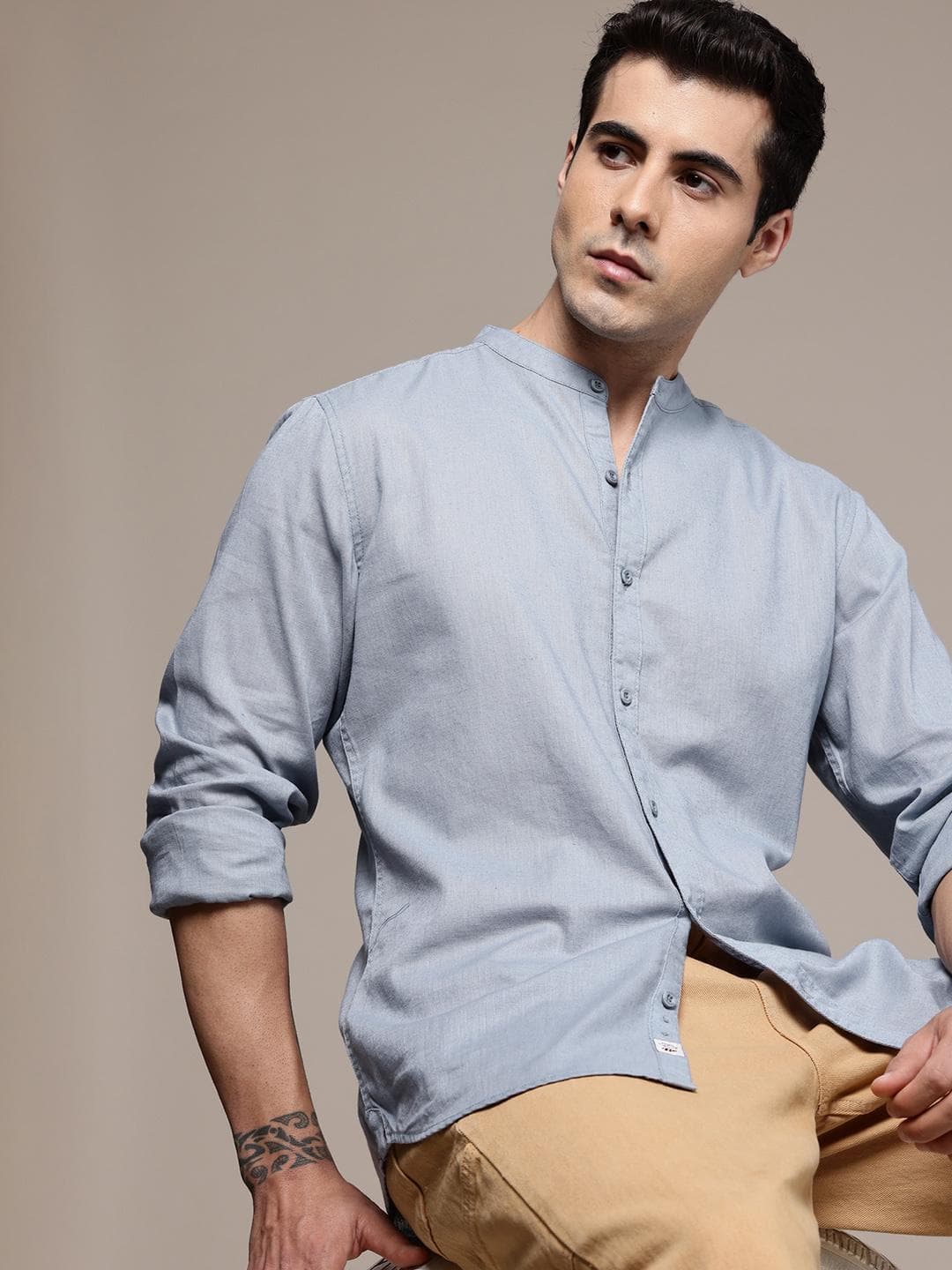 The Roadster Lifestyle Co. Solid Band Collar Casual Shirt