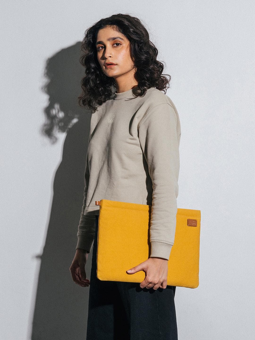 DailyObjects Mustard Skipper Sleeve Medium For MacBook Air/Pro 33.02cm (13 inch)