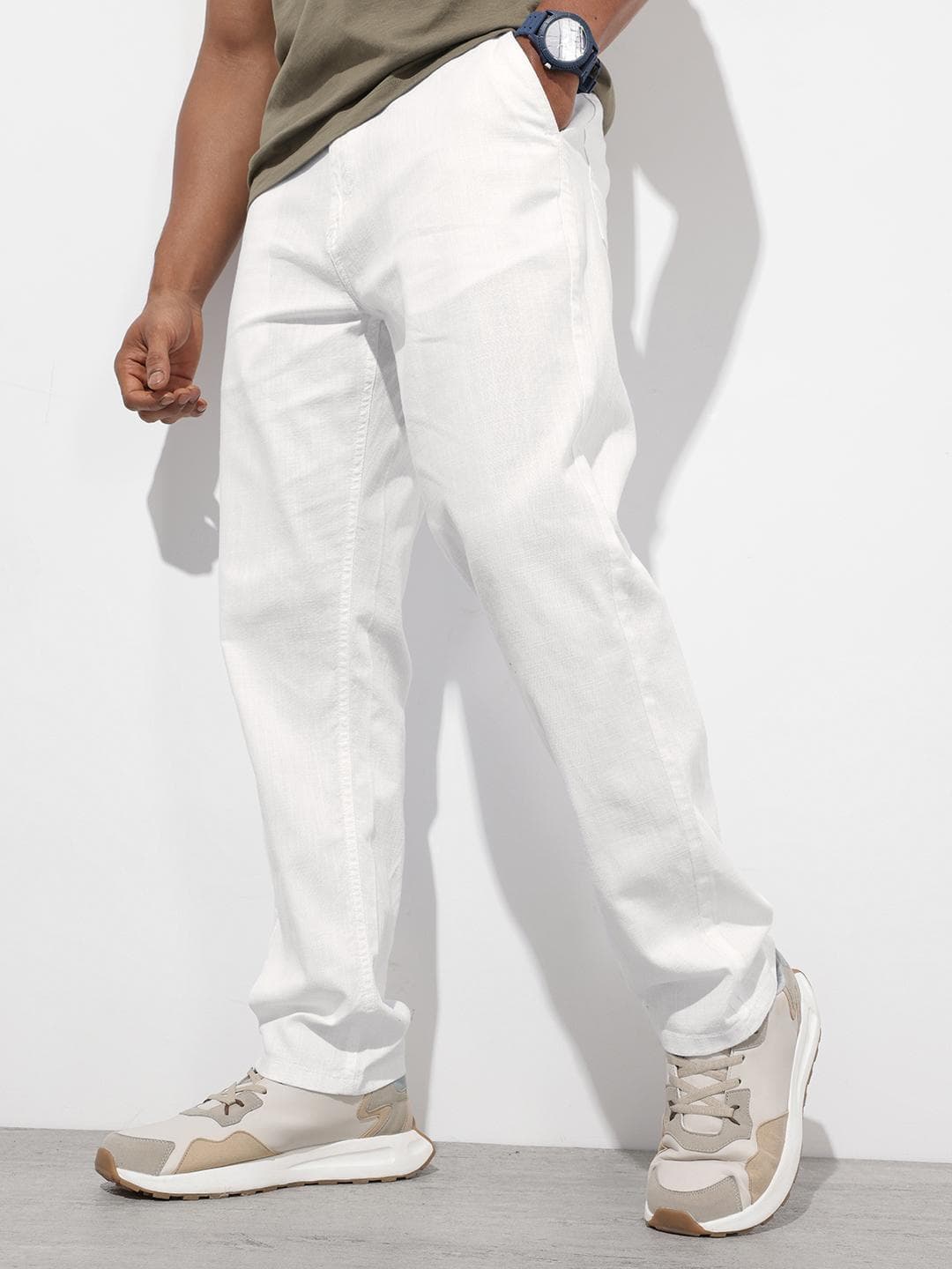The Roadster Lifestyle Co. Men Relaxed Fit Joggers Trousers