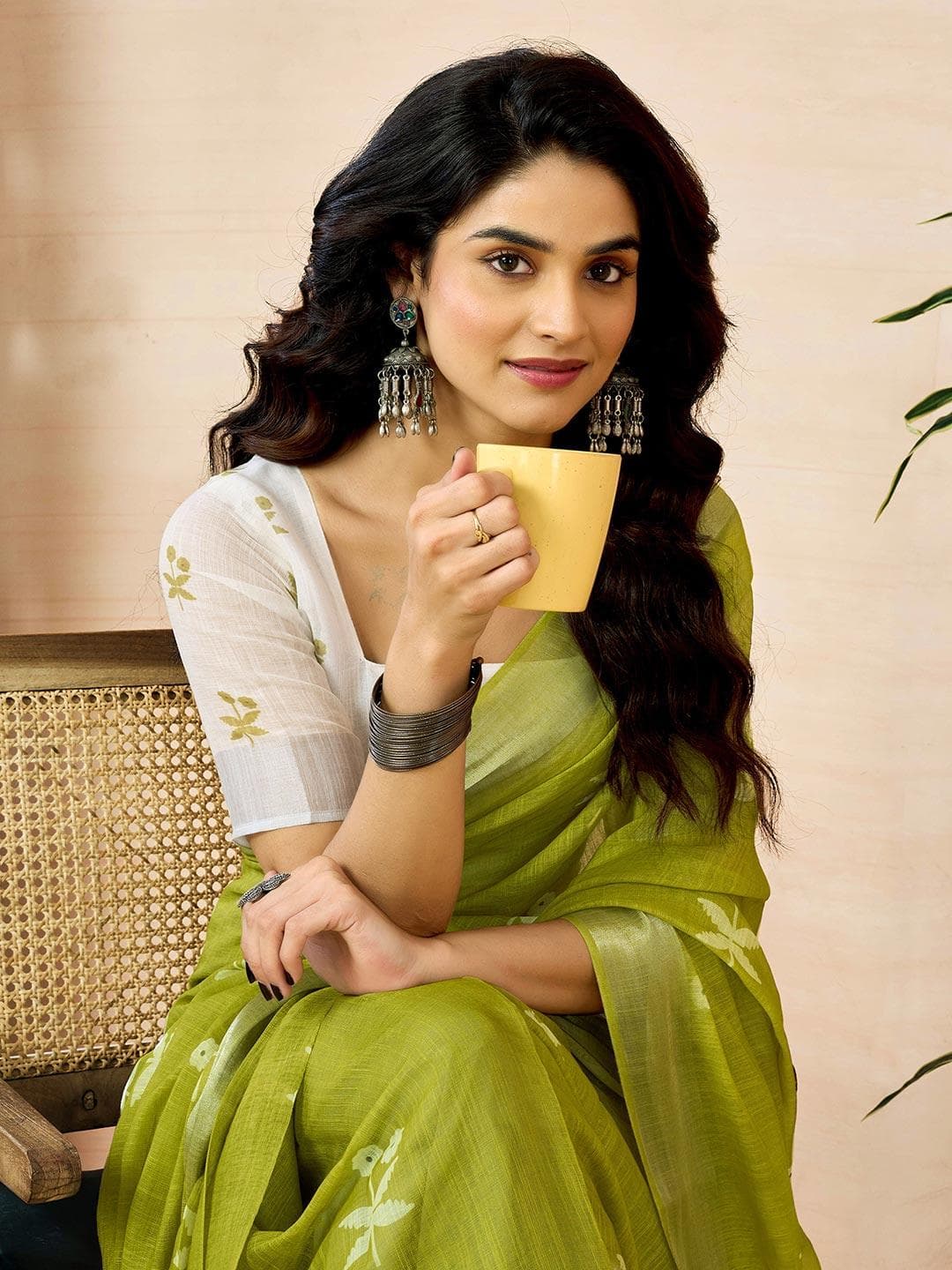 Mitera Ethnic Motifs Pure Linen Ready to Wear Saree