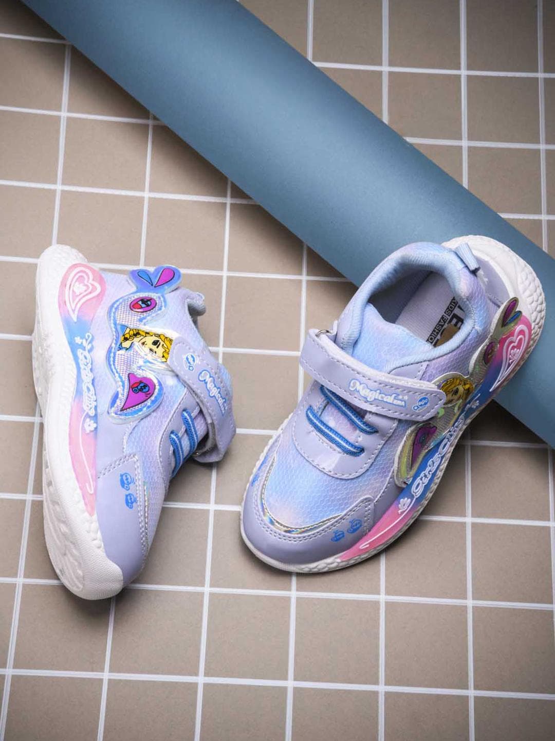 Crazyly Girl's Printed Velcro Sneakers