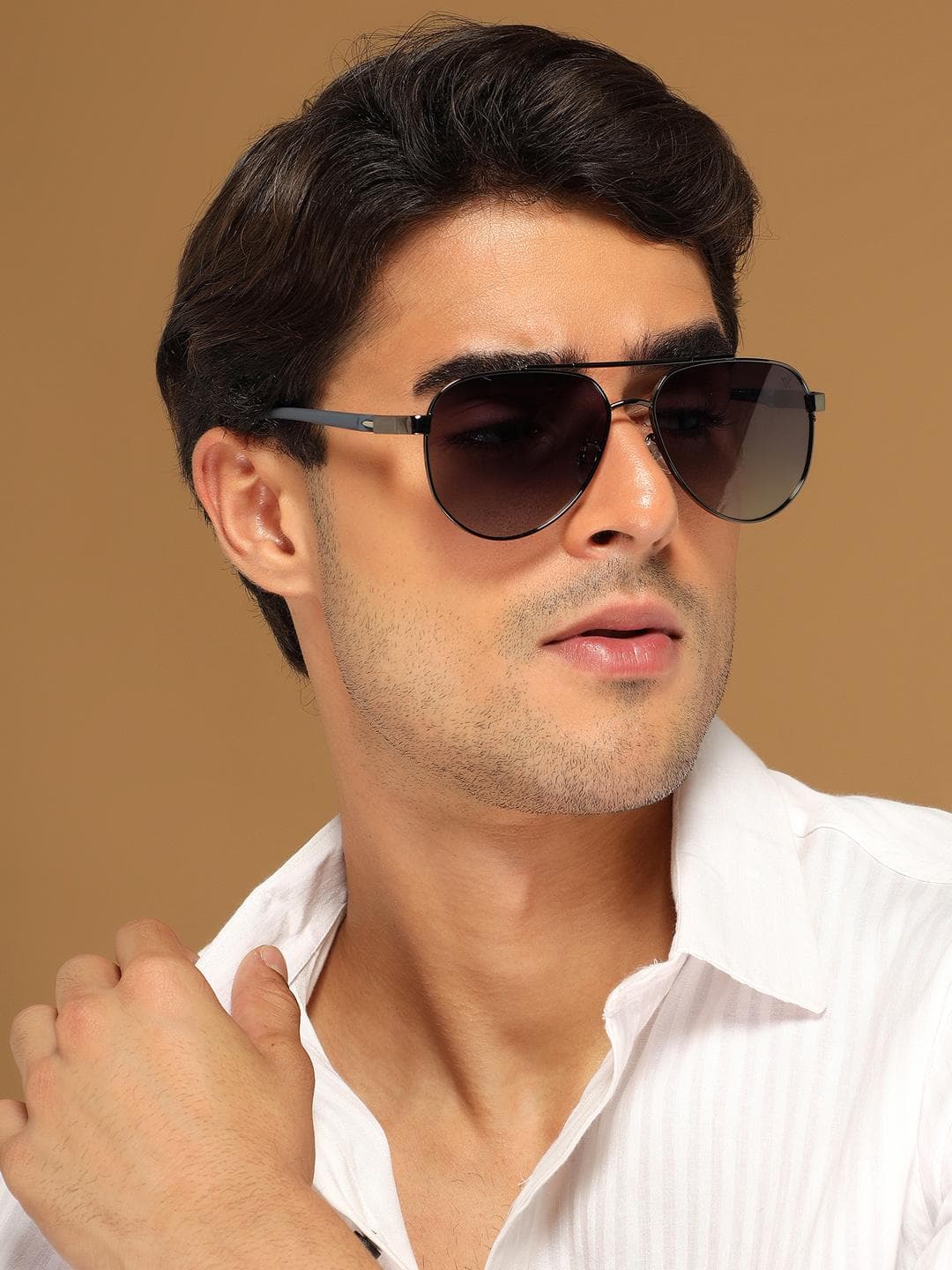 Voyage Unisex Grey Lens & Gunmetal-Toned Aviator Sunglasses with 9502PMG7139