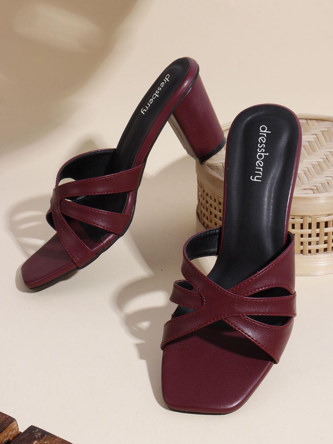 DressBerry Women Solid Square Toe Leather Sandals