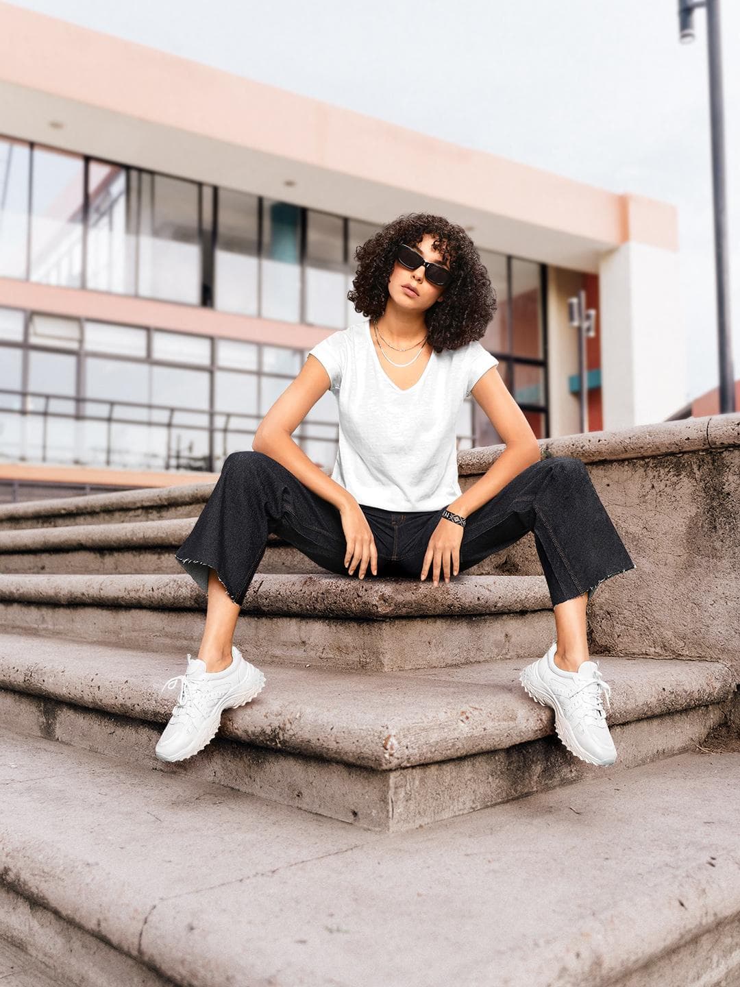 Roadster Women White Solid V-Neck Cotton T-shirt