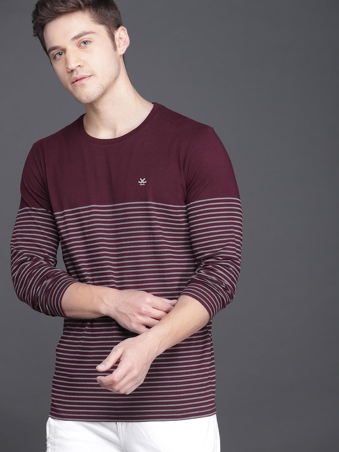 WROGN Men Maroon Charcoal Grey Slim Fit Striped Round Neck Cotton T-shirt
