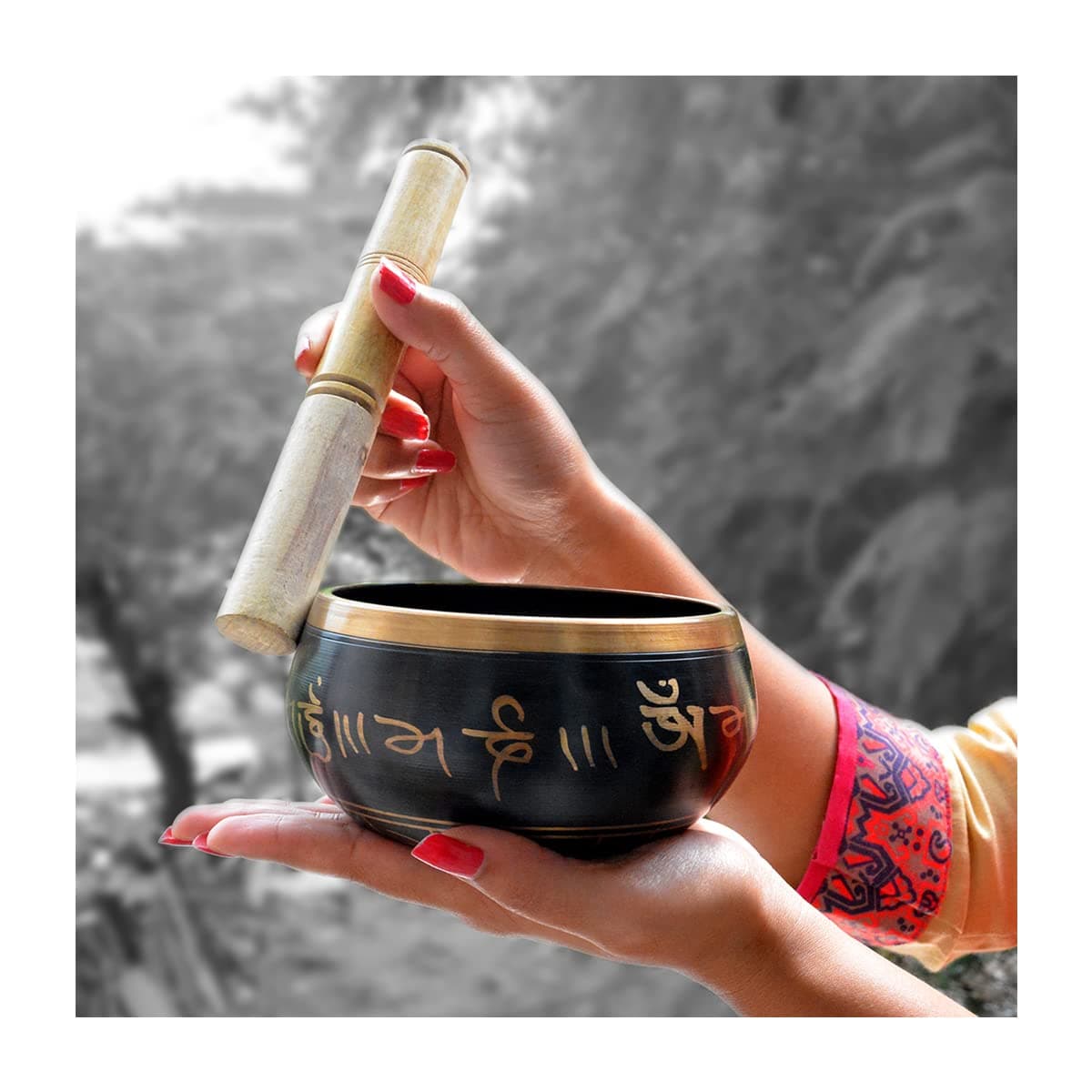 Reiki Crystal Products Singing Bowl | Tibetan Prayer Instrument With Wooden Stick | Meditation Bowl | Music Therapy | 11 cm